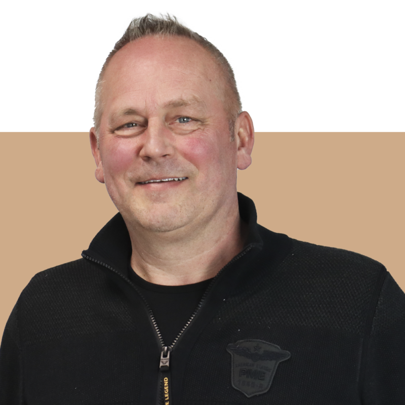 Vincent Versteeg - Logistic Force