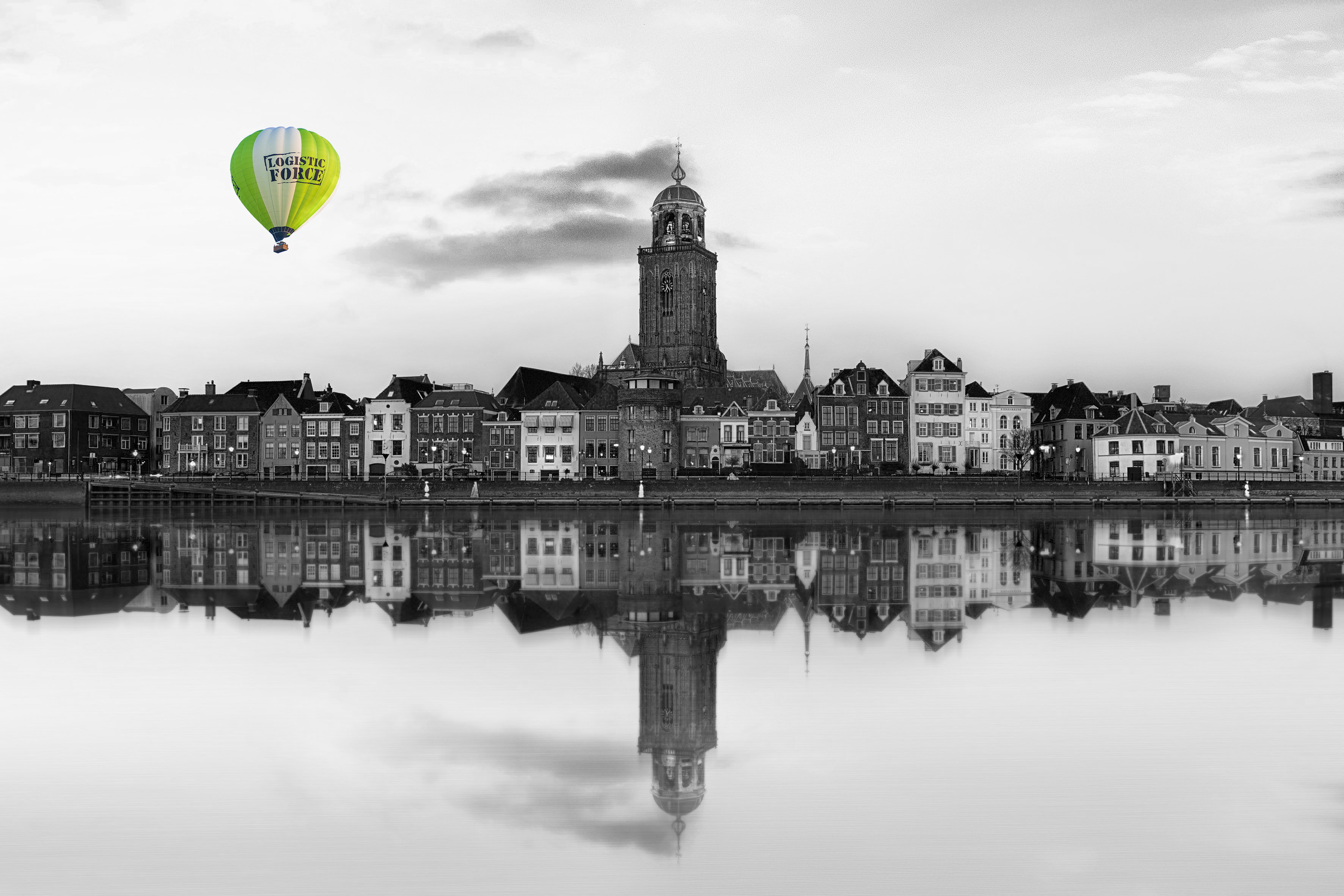 Skyline Deventer met ballon